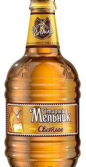 Пиво светлое Старый Мельник из бочонка 4,7% 0.5л оптом